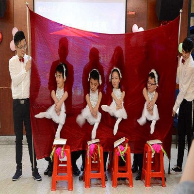 深圳納宏光電五周年年終尾牙宴暨優(yōu)秀員工表彰大會(huì)