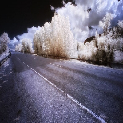 紅外攝影主要用的是什么鏡片？