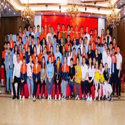 2020年度納宏光電優(yōu)秀員工表彰大會(huì)暨空巴活動(dòng)圓滿落幕